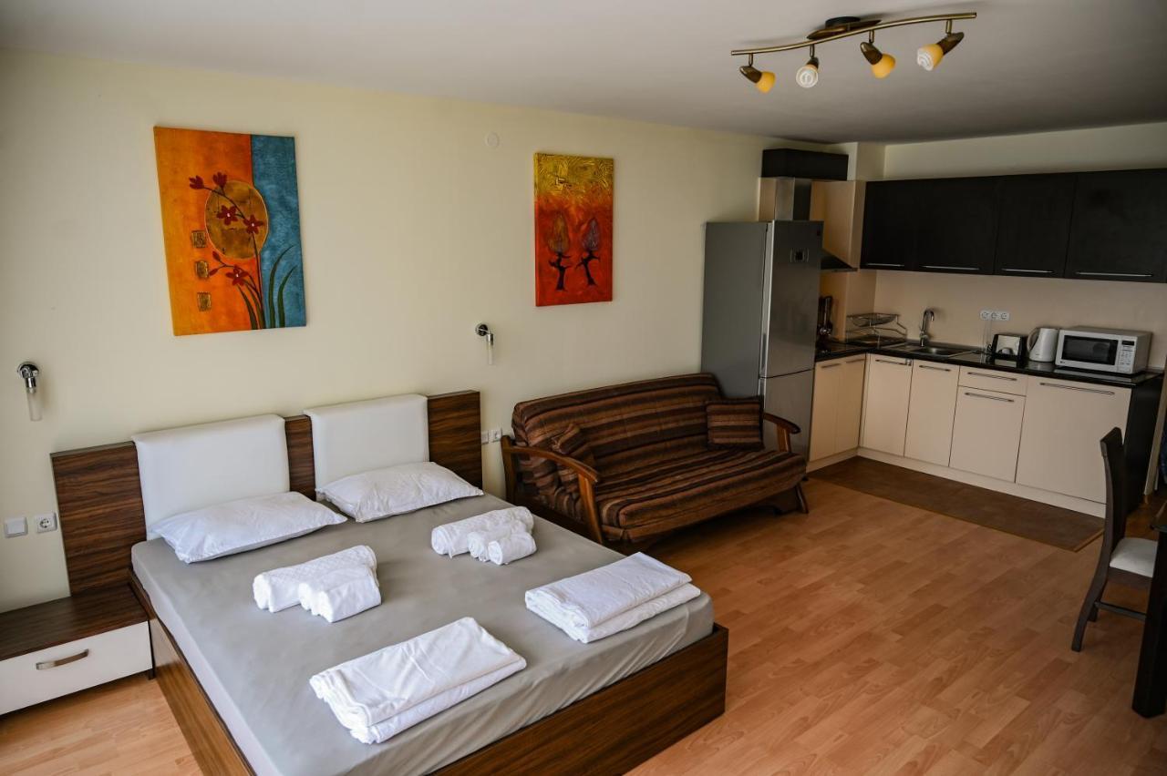 Panorama Fort Beach, Фамилно Студио Deluxe Sveti Vlas Esterno foto