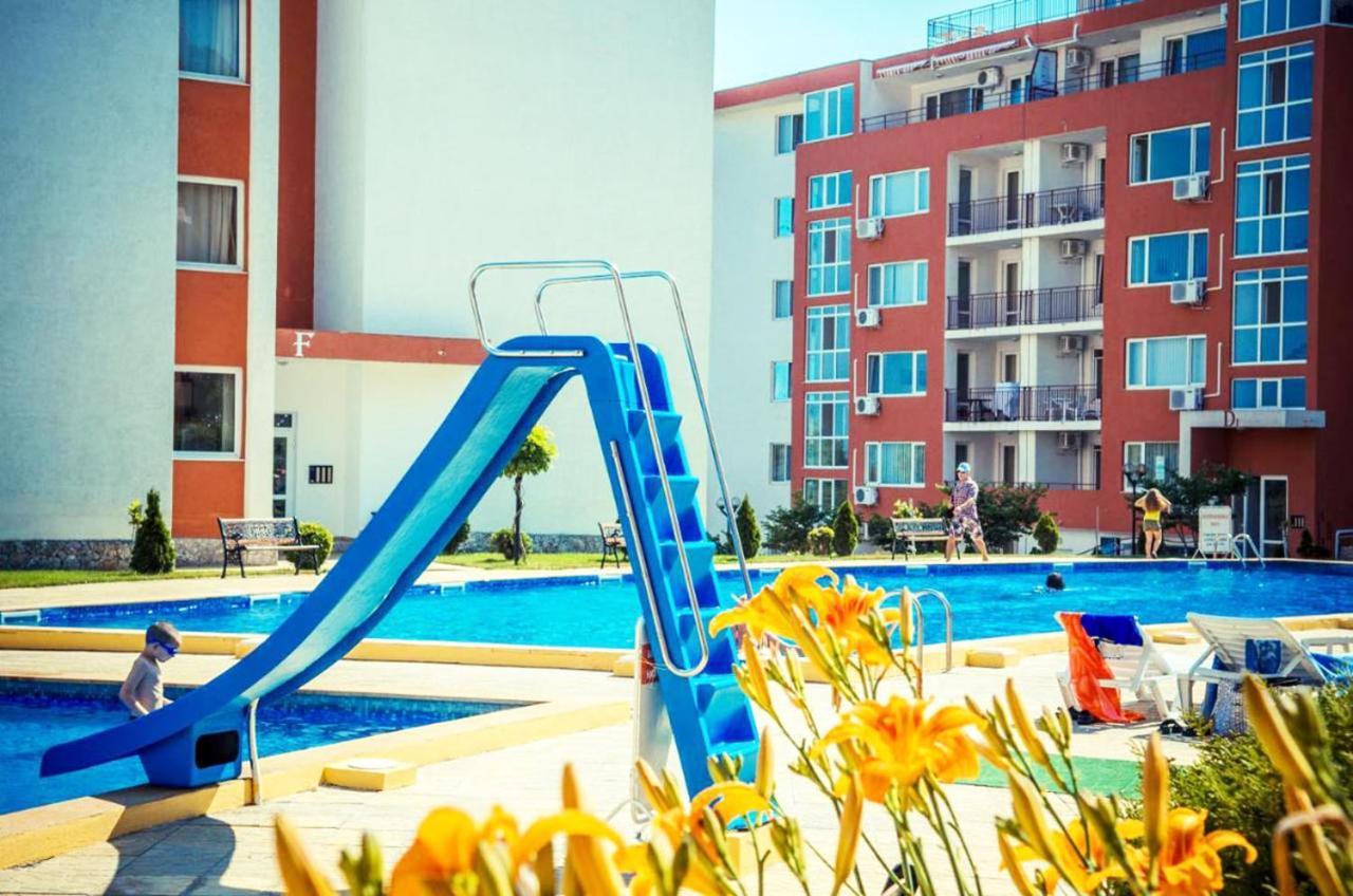 Panorama Fort Beach, Фамилно Студио Deluxe Sveti Vlas Esterno foto